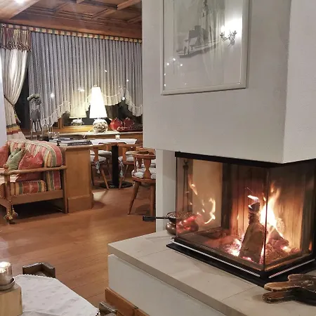 Parkhotel Ladinia 4*