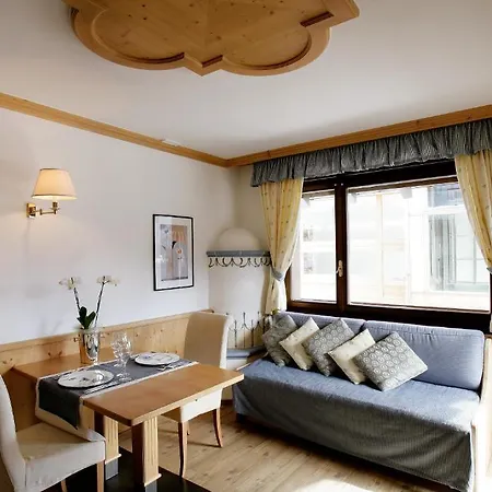Parkhotel Ladinia 4*