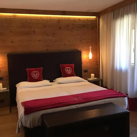 Parkhotel Ladinia 4*
