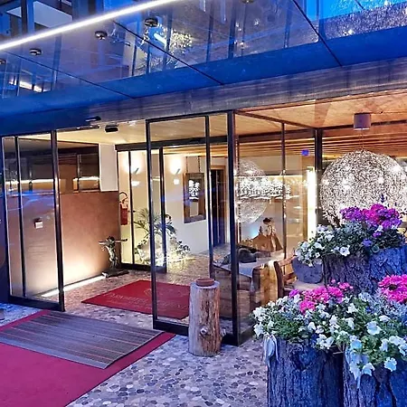 Parkhotel Ladinia Otel