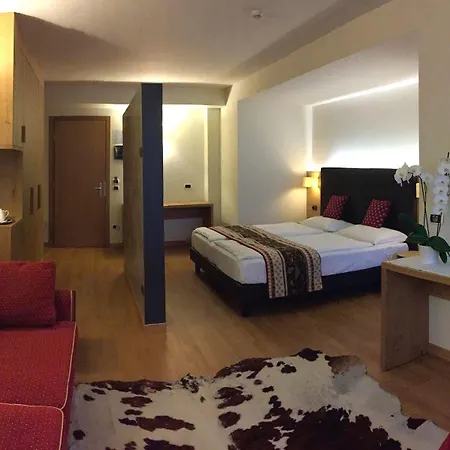 Parkhotel Ladinia 4*
